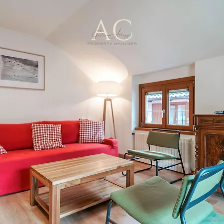 Square Apartment Ponte Di Legno Exterior photo